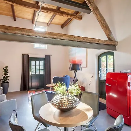 לינה וארוחת בוקר Alte Molkerei Lindern